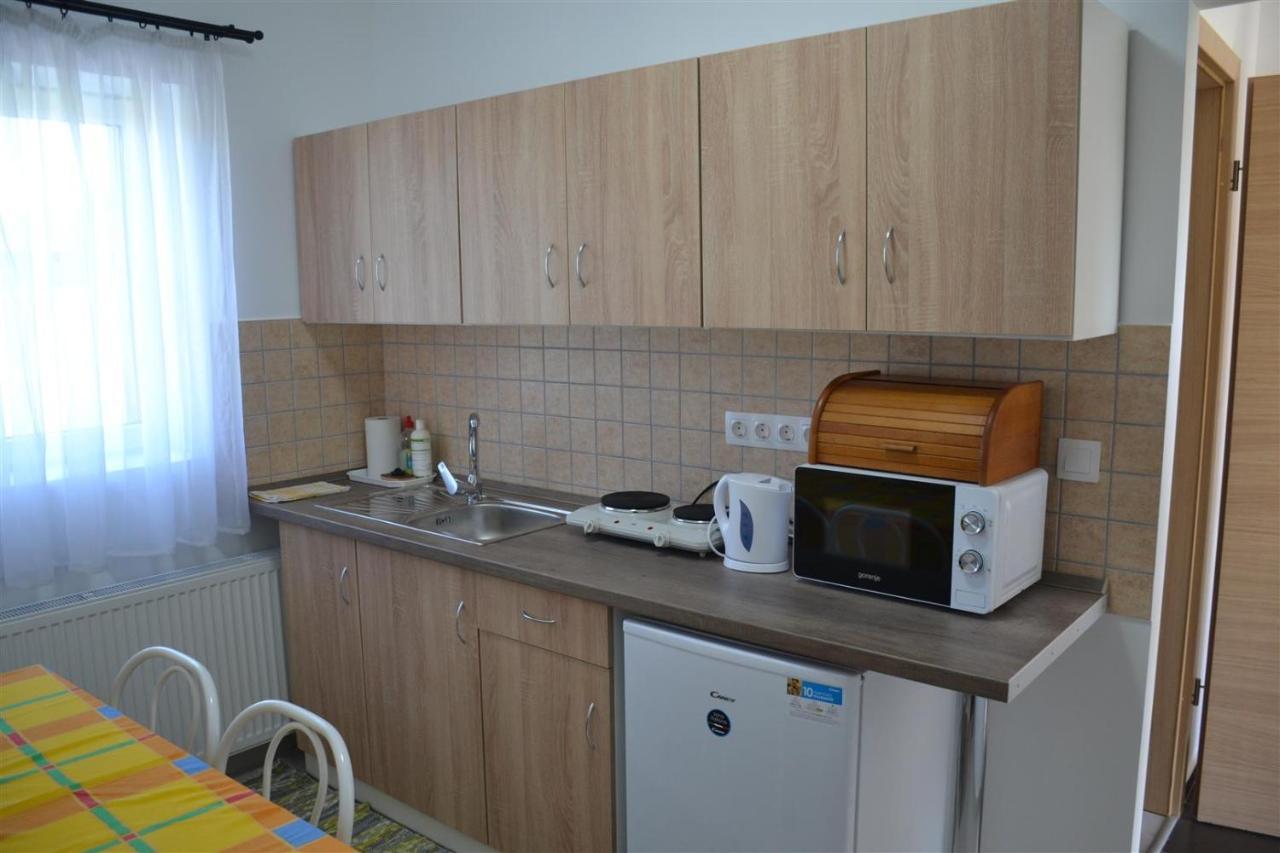 Aba-Boebe Vendeghaz Apartment Zalaszentivan Exterior photo